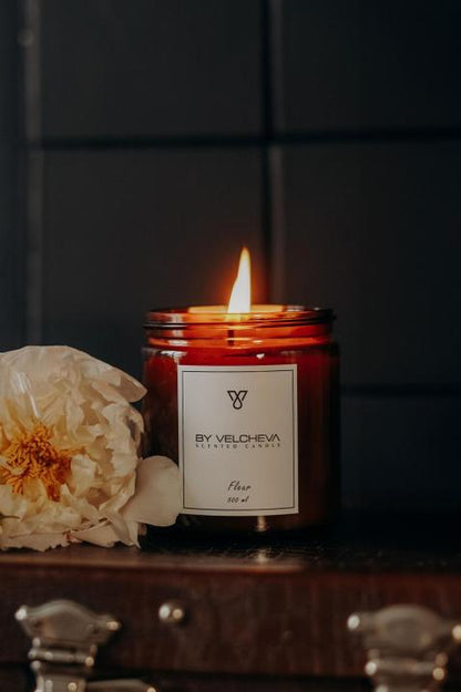 FLEUR - Luksusowa świeca zapachowa By Velcheva