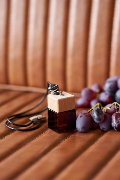 ROSSO - Luksusowe perfumy samochodowe By Velcheva 10ml